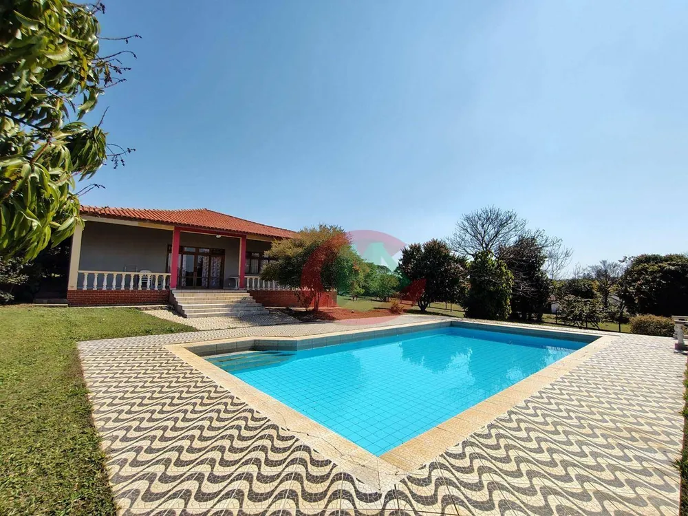 Chácara, 4 quartos, 580 m² - Foto 1