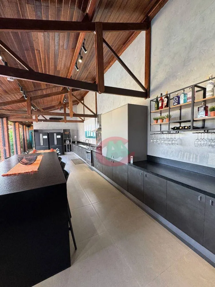 Chácara, 5 quartos, 2000 m² - Foto 1