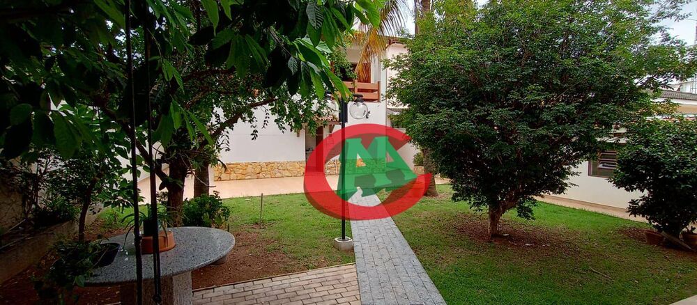 Sobrado à venda com 4 quartos, 315m² - Foto 2