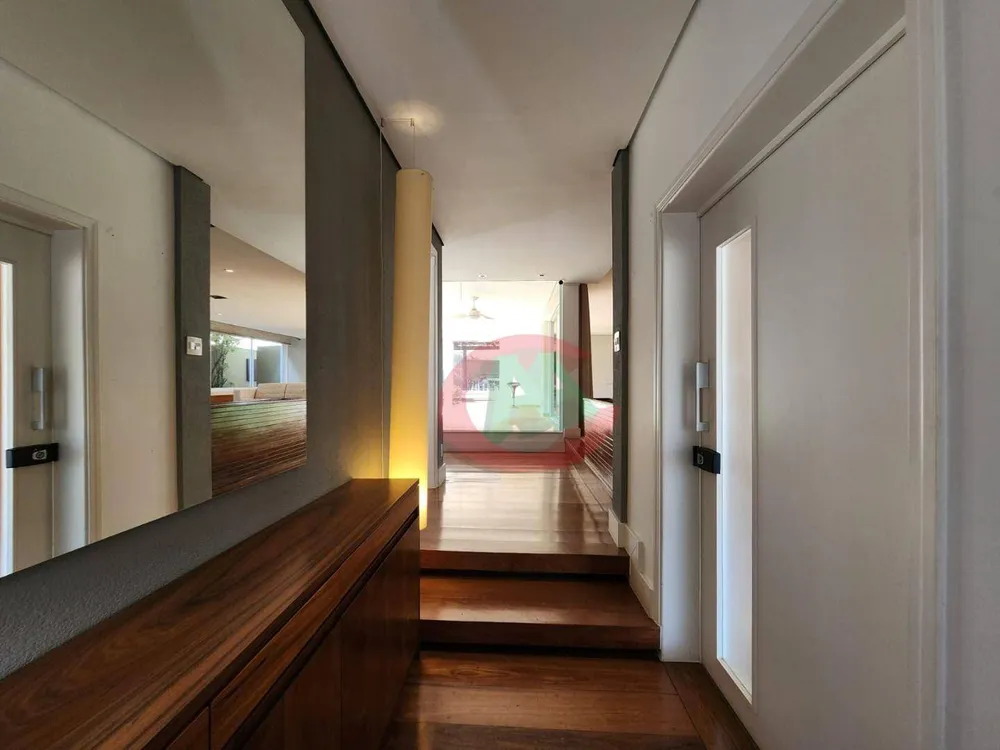 Casa, 4 quartos, 405 m² - Foto 1