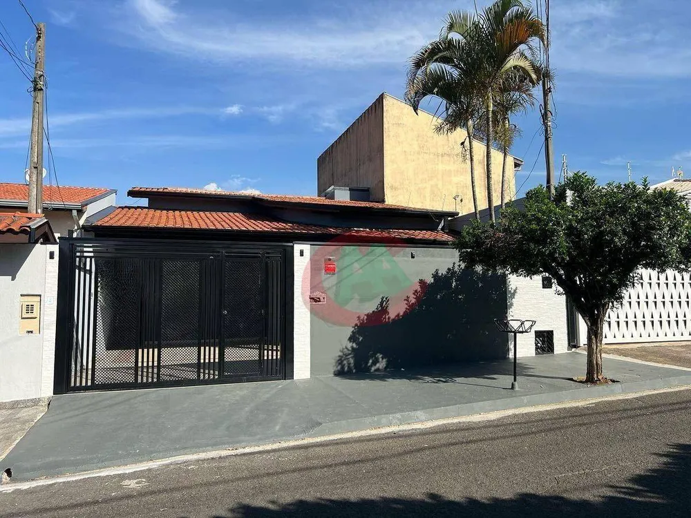 Casa, 3 quartos, 214 m² - Foto 3