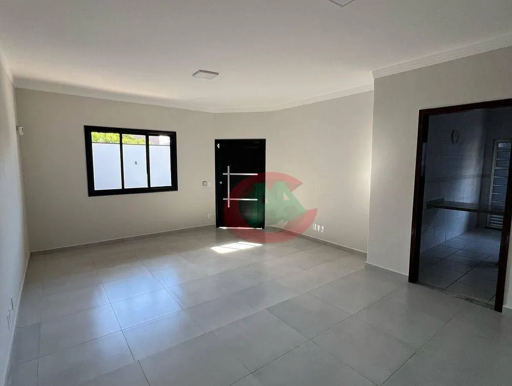 Casa, 3 quartos, 214 m² - Foto 3