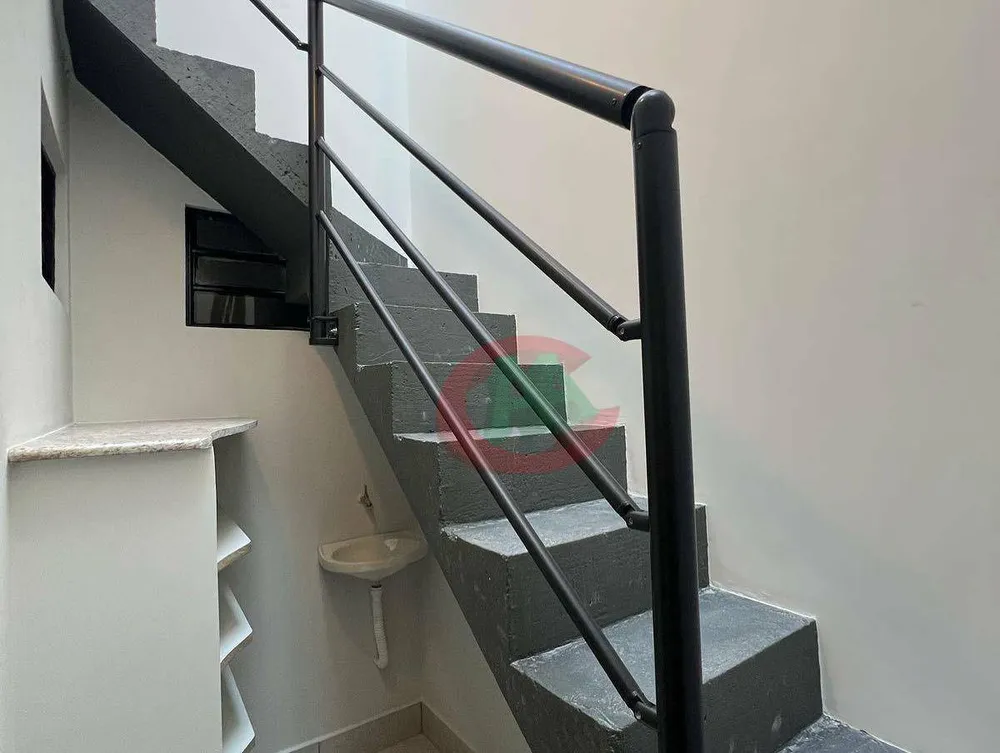 Casa, 3 quartos, 214 m² - Foto 1