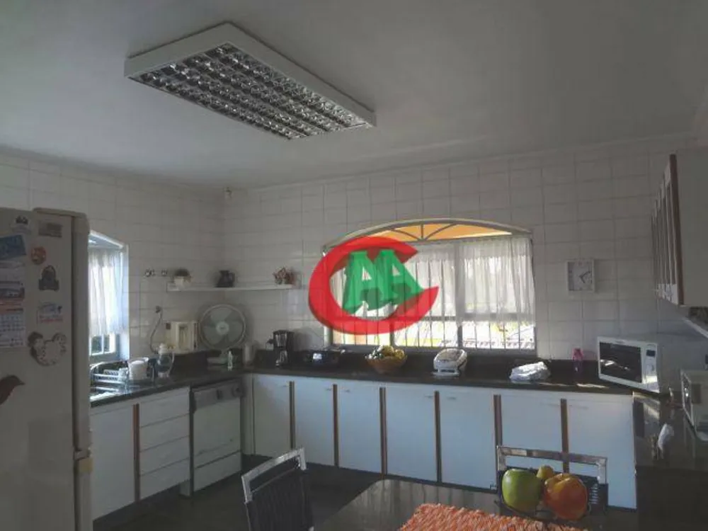 Chácara, 4 quartos, 2870 m² - Foto 1