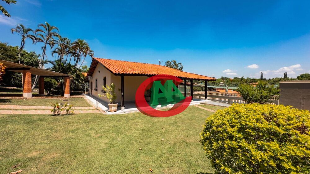 Chácara, 4 quartos, 2500 m² - Foto 1