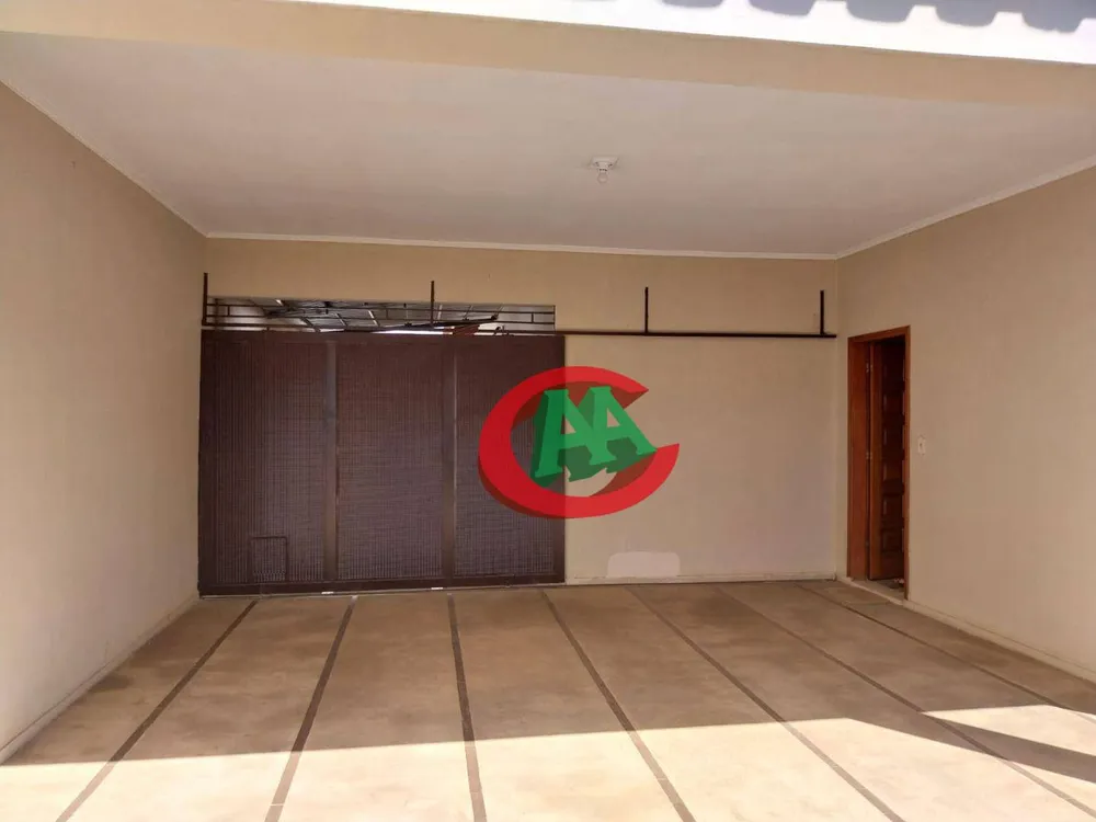 Casa, 3 quartos, 258 m² - Foto 2