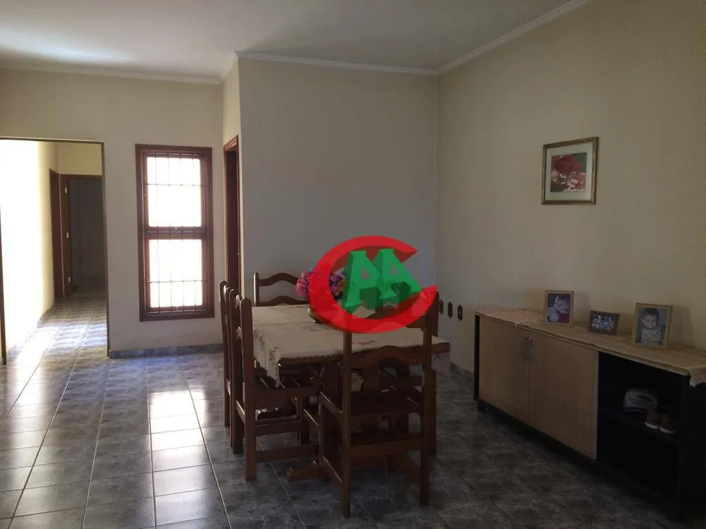 Casa, 3 quartos, 258 m² - Foto 4