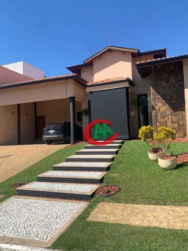 Casa de Condomínio à venda com 4 quartos, 290m² - Foto 1