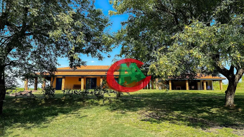 Sítio, 1 quarto, 71 hectares - Foto 1