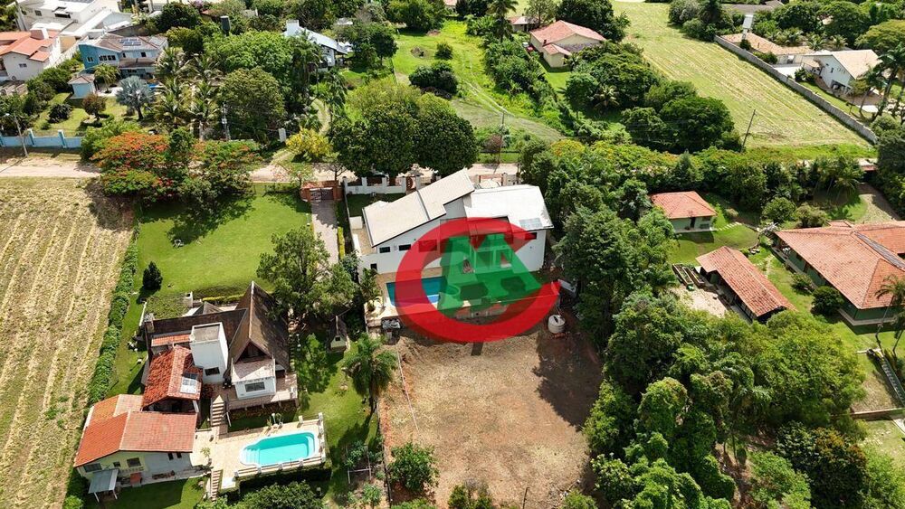Chácara para alugar com 4 quartos, 380m² - Foto 2