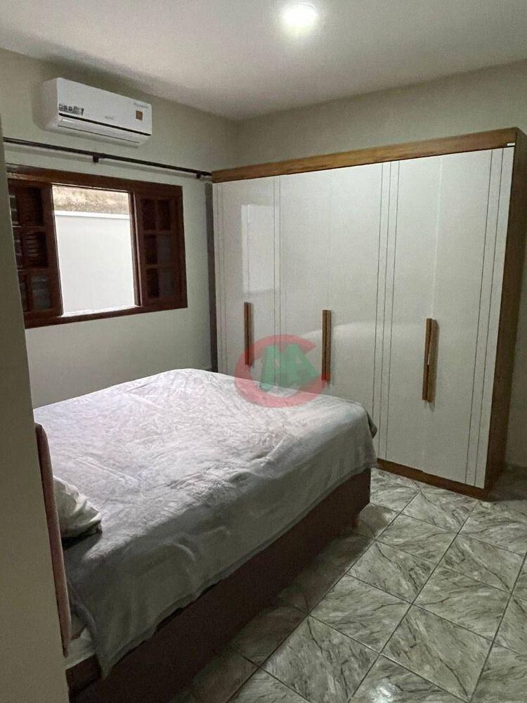 Casa para alugar com 3 quartos, 130m² - Foto 8