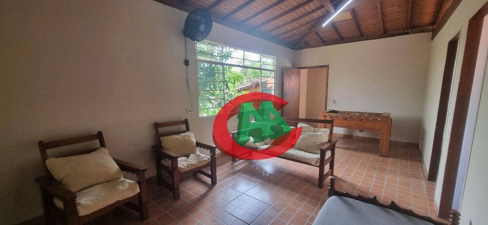 Chácara, 4 quartos, 1000 m² - Foto 1