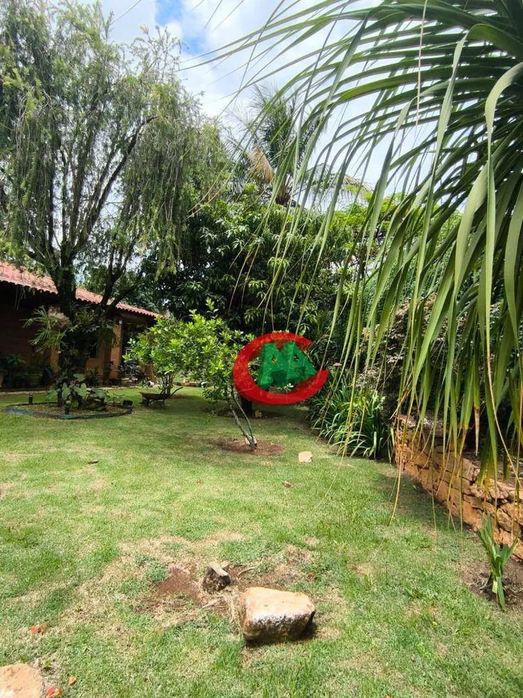 Chácara, 3 quartos, 2650 m² - Foto 2