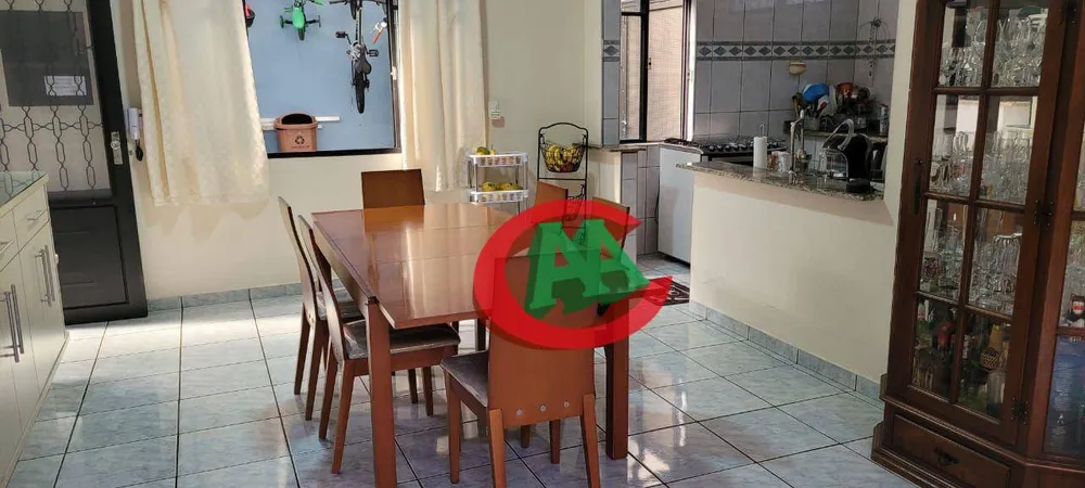 Casa, 3 quartos, 205 m² - Foto 2