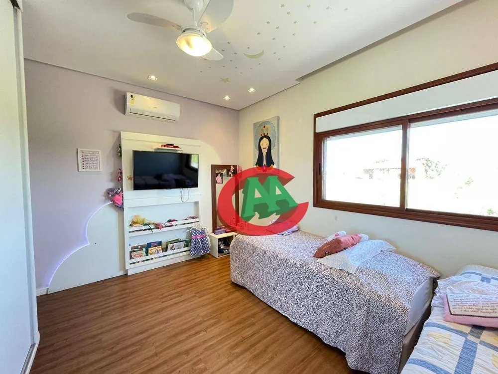 Sobrado, 3 quartos, 239 m² - Foto 4