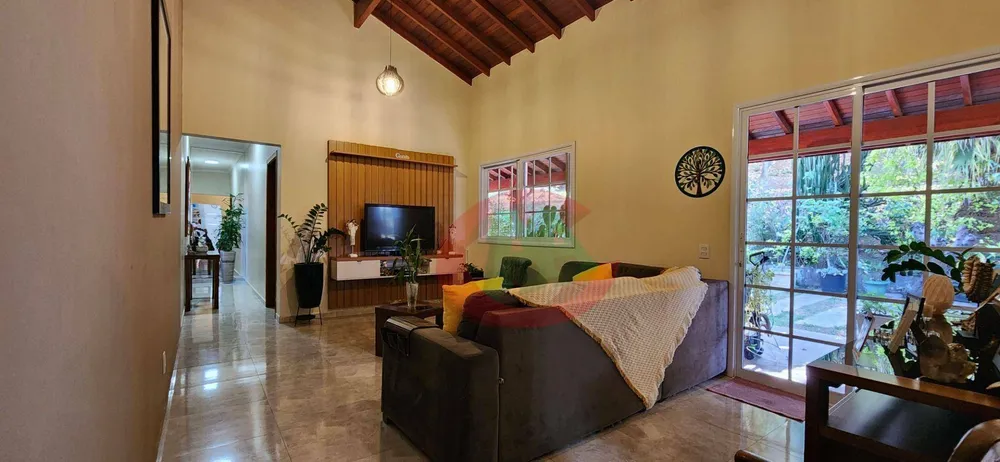 Chácara, 4 quartos, 2500 m² - Foto 2