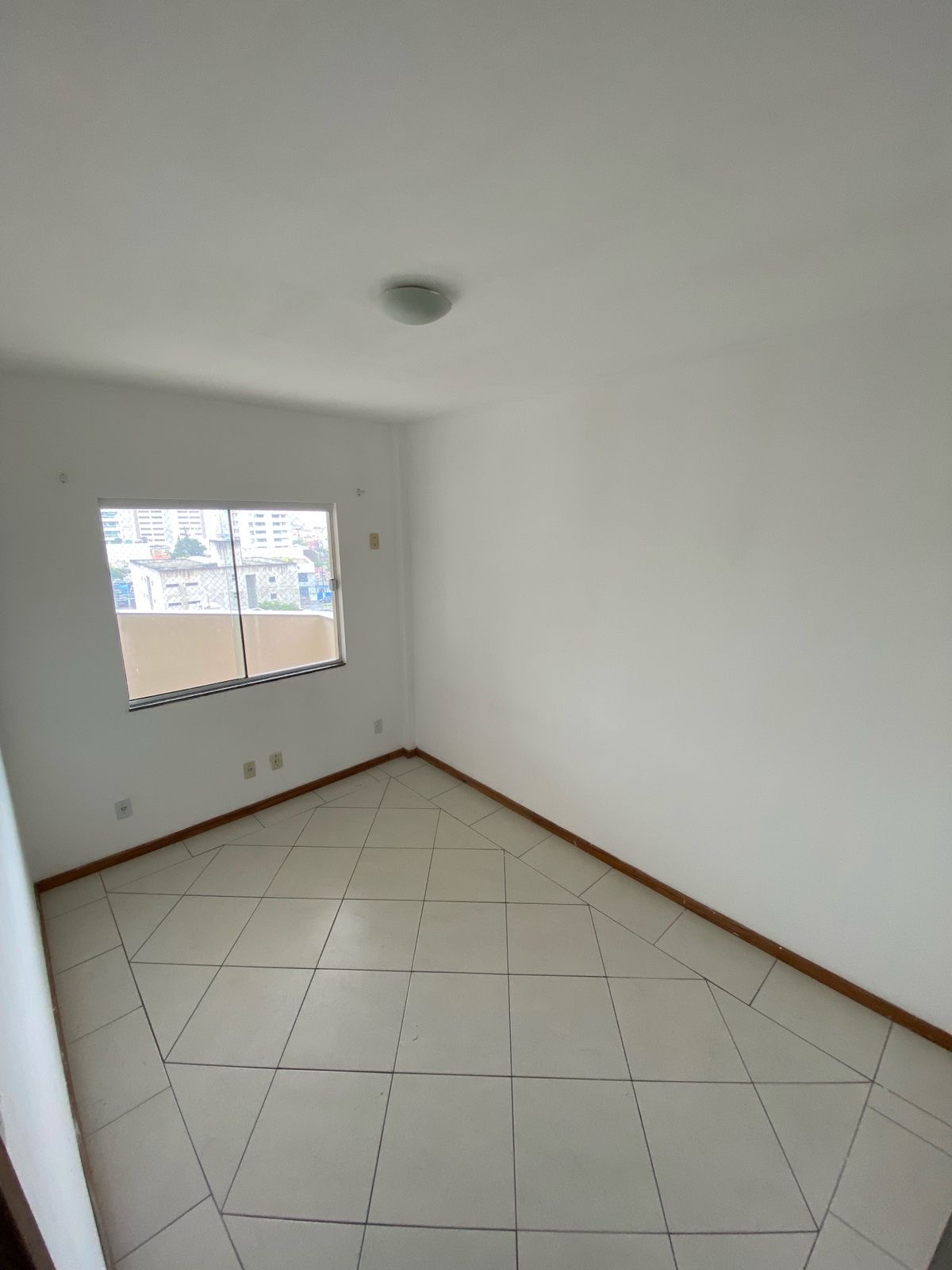 Apartamento para alugar com 3 quartos, 115m² - Foto 9