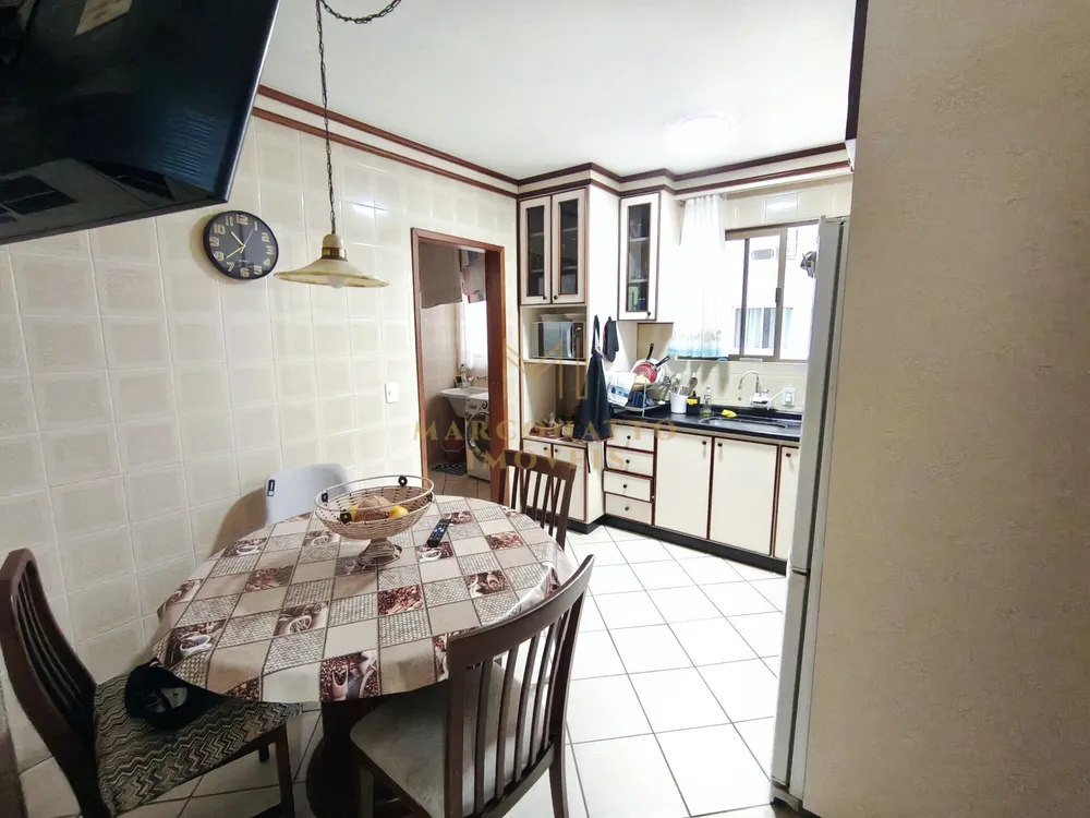 Apartamento, 3 quartos, 130 m² - Foto 1