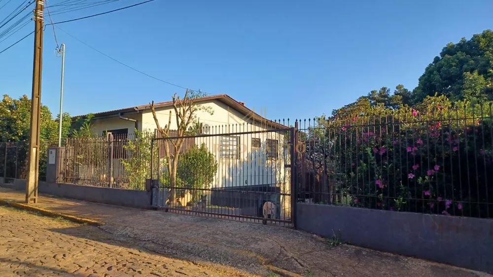 Casa, 4 quartos, 248 m² - Foto 3
