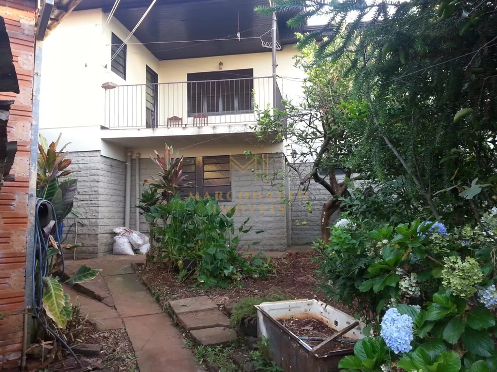 Casa, 4 quartos, 248 m² - Foto 1