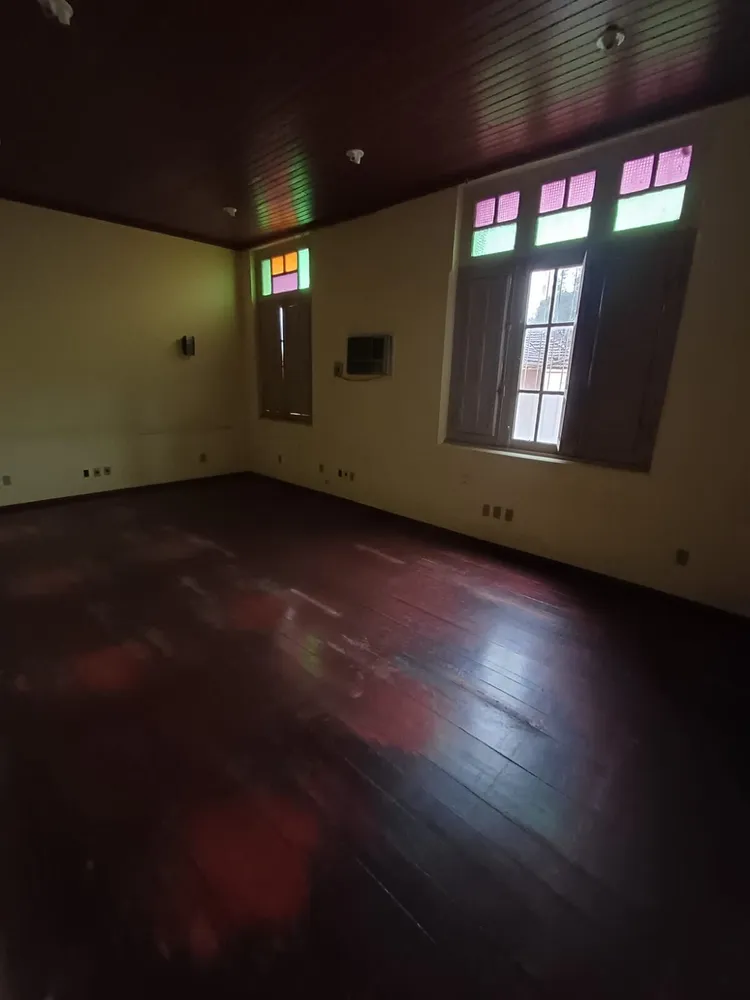 Casa, 3 quartos, 217 m² - Foto 4