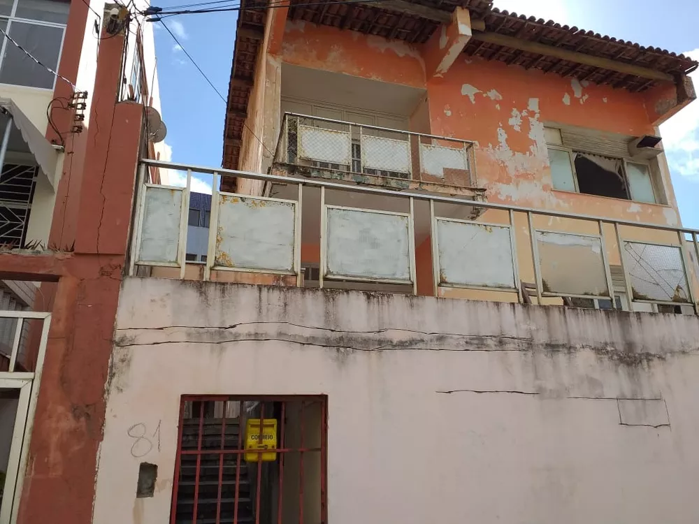 Casa à venda com 12 quartos, 700m² - Foto 3