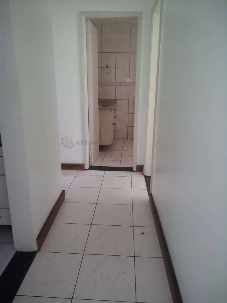 Apartamento à venda com 3 quartos, 140m² - Foto 8