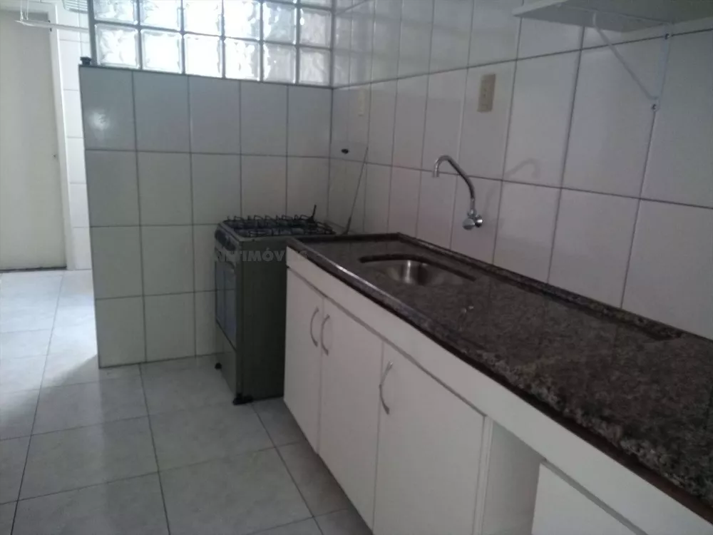 Apartamento à venda com 3 quartos, 140m² - Foto 1