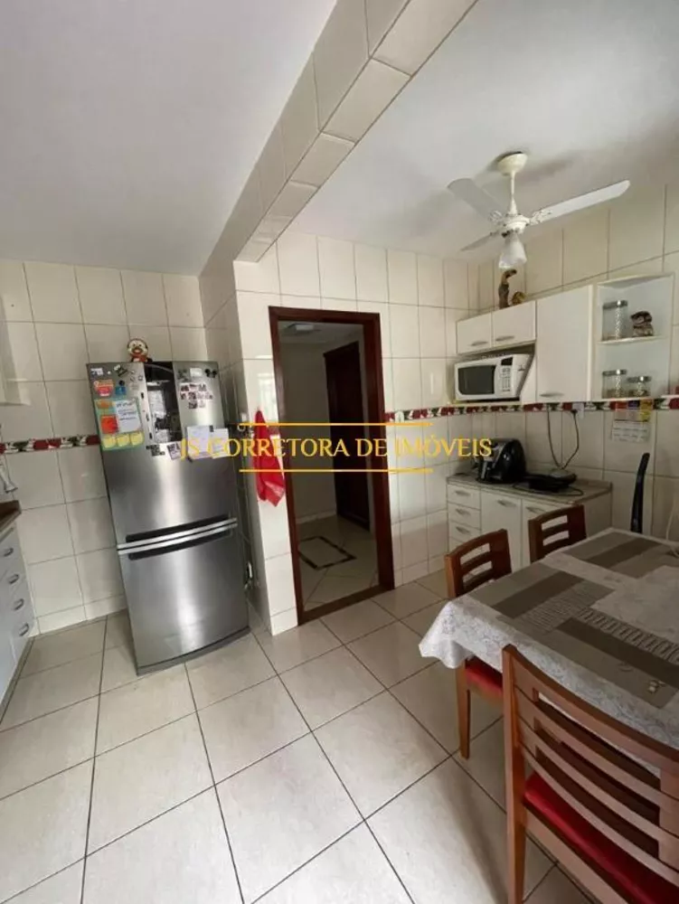 Casa, 4 quartos, 620 m² - Foto 2