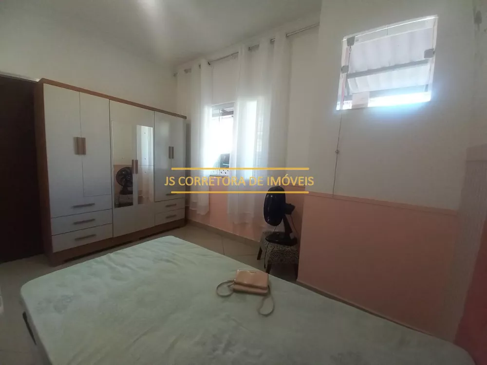 Casa, 3 quartos, 240 m² - Foto 4