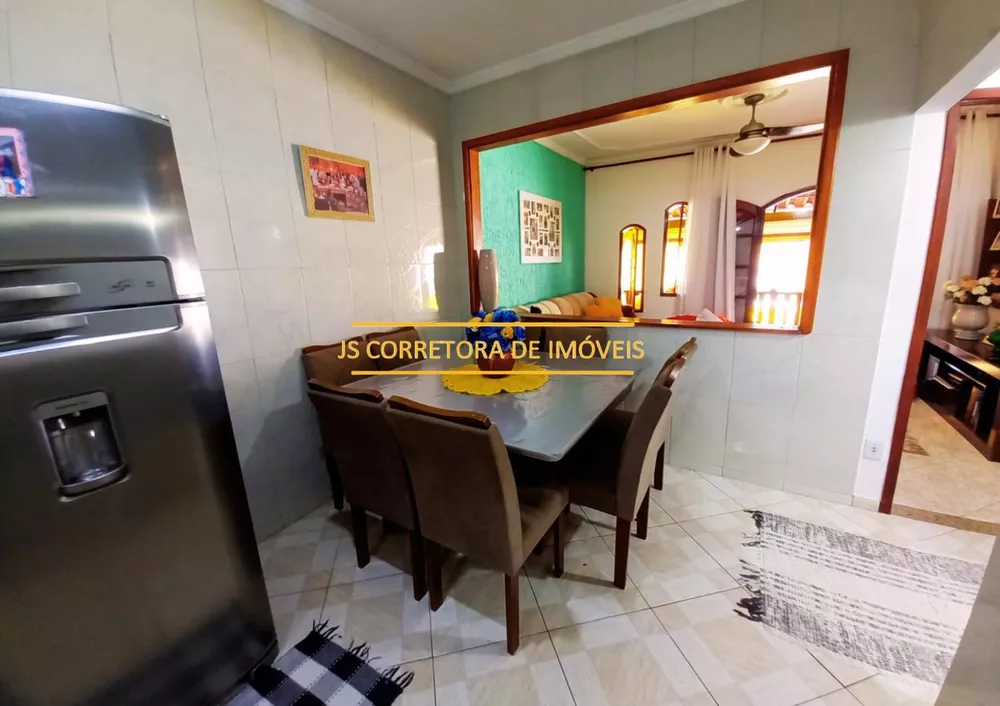 Casa, 2 quartos, 225 m² - Foto 1