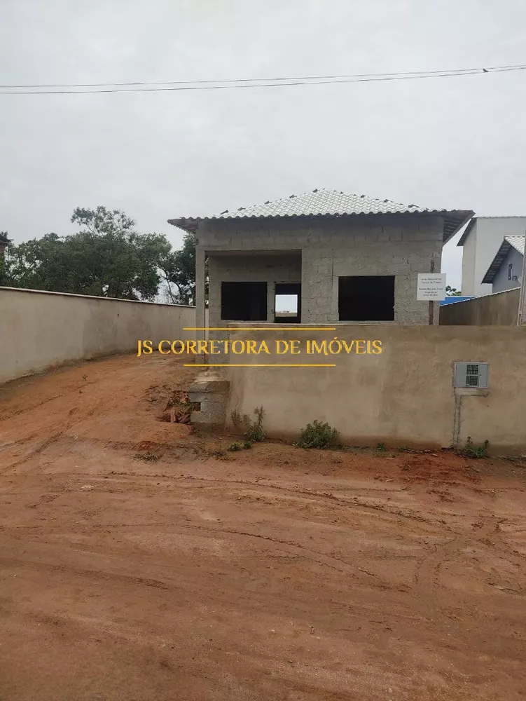 Casa à venda com 2 quartos, 300m² - Foto 4