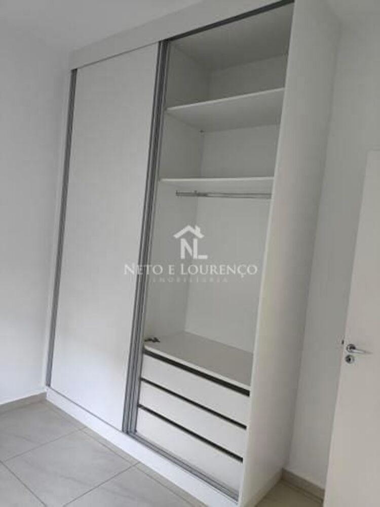 Apartamento à venda com 2 quartos, 60m² - Foto 2
