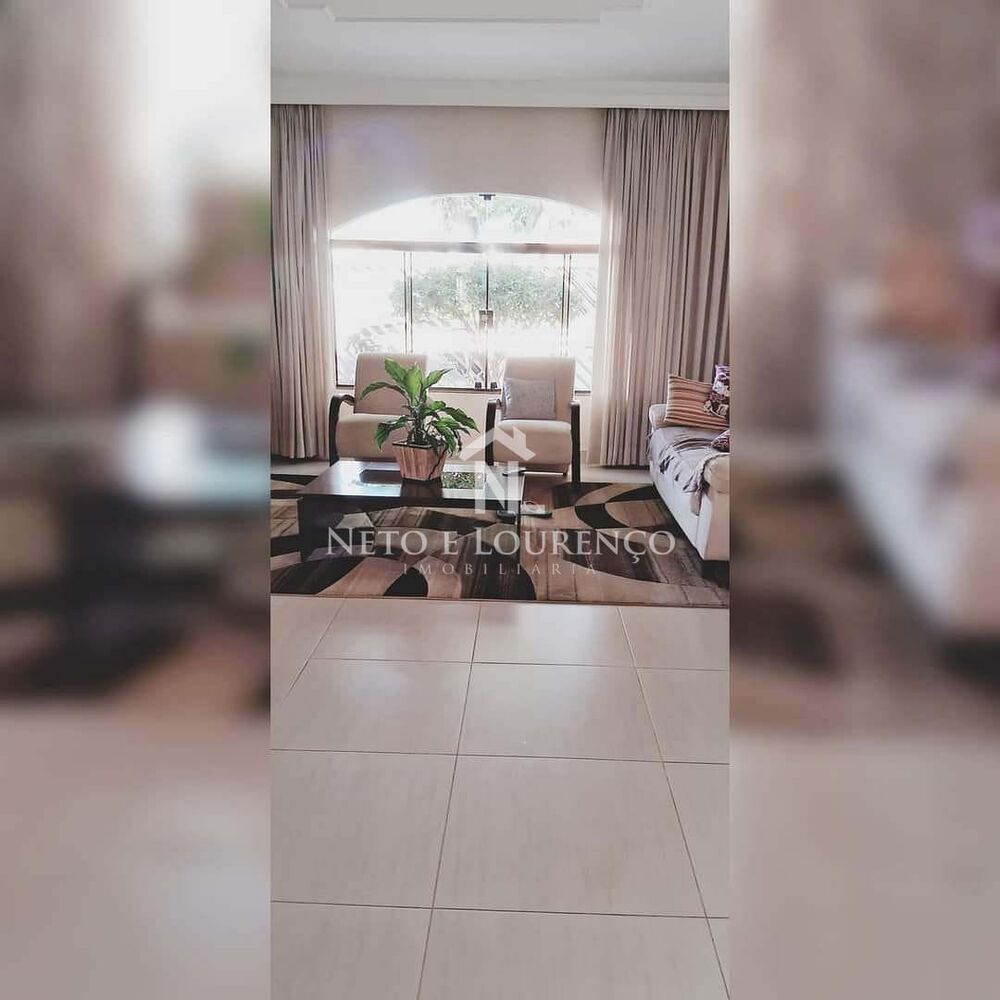 Casa à venda com 2 quartos, 160m² - Foto 4