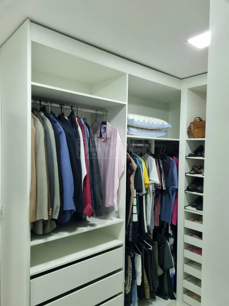 Casa, 4 quartos, 265 m² - Foto 2