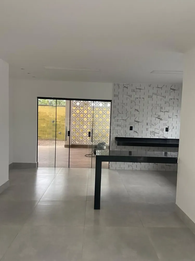 Casa, 2 quartos, 200 m² - Foto 2