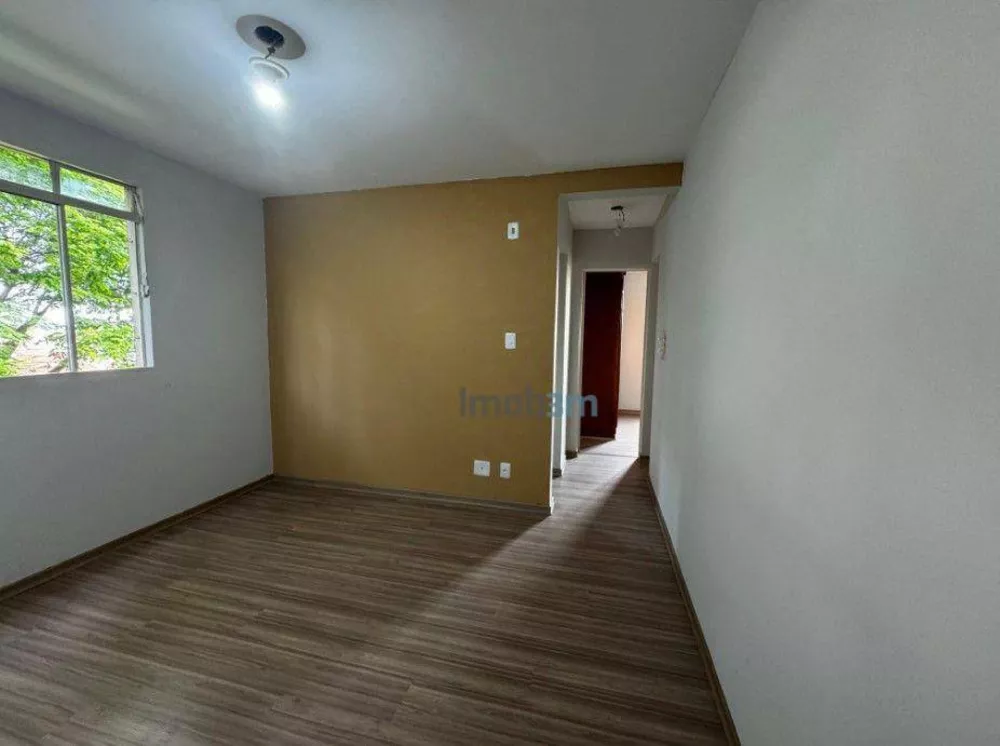 Apartamento à venda com 2 quartos, 60m² - Foto 3