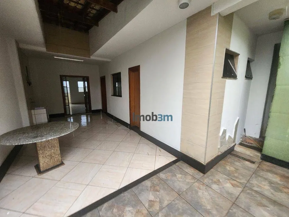 Sobrado, 4 quartos, 200 m² - Foto 1