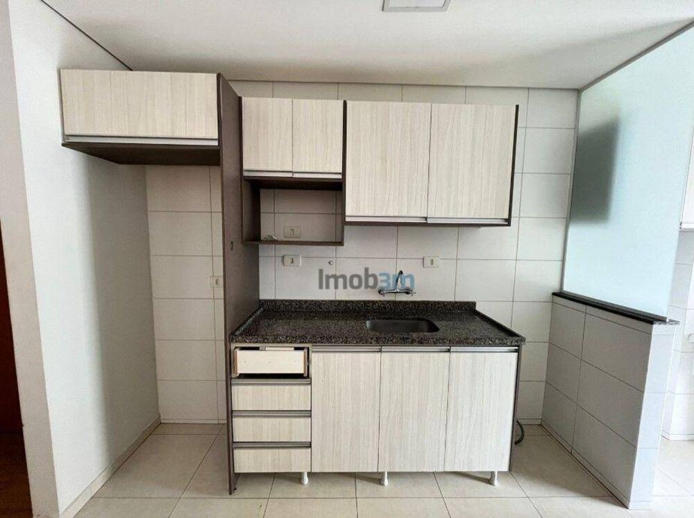 Apartamento à venda e aluguel com 3 quartos, 94m² - Foto 1