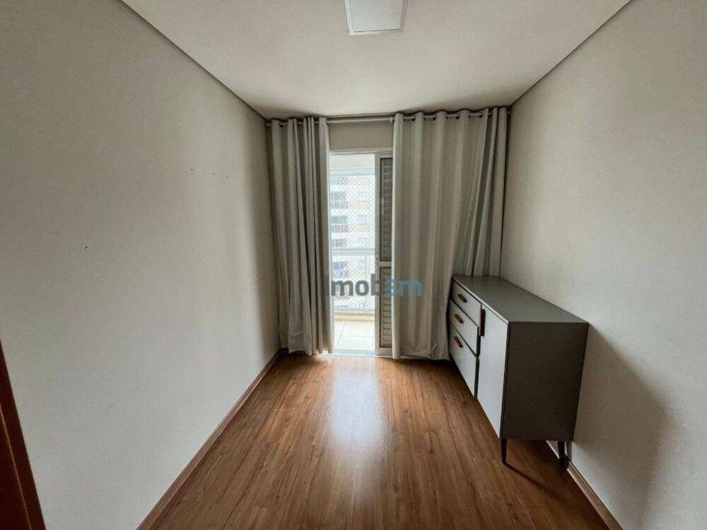 Apartamento à venda e aluguel com 3 quartos, 94m² - Foto 4