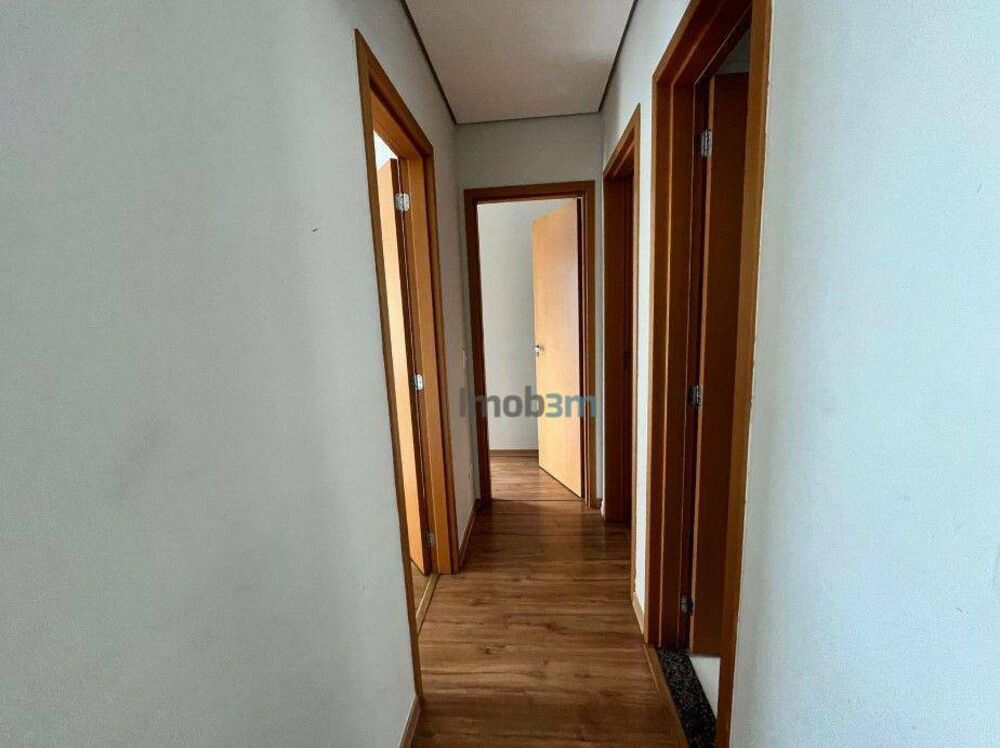 Apartamento à venda e aluguel com 3 quartos, 94m² - Foto 3