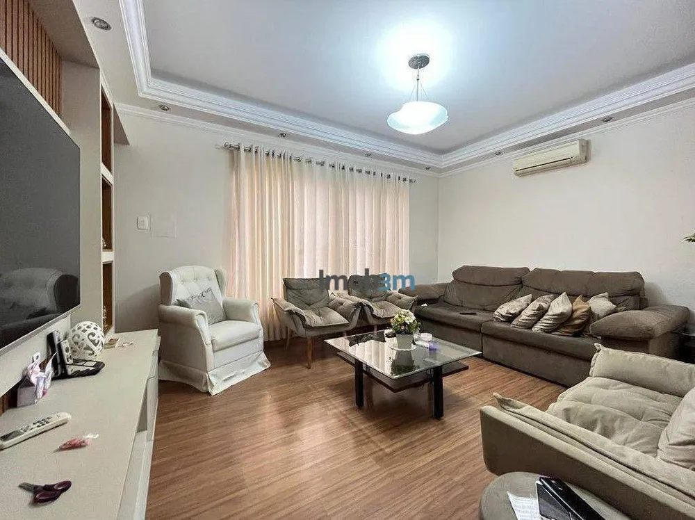 Casa, 3 quartos, 177 m² - Foto 2