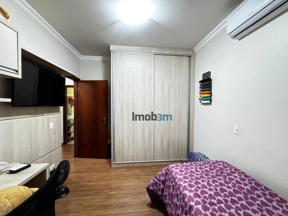 Casa, 3 quartos, 177 m² - Foto 10