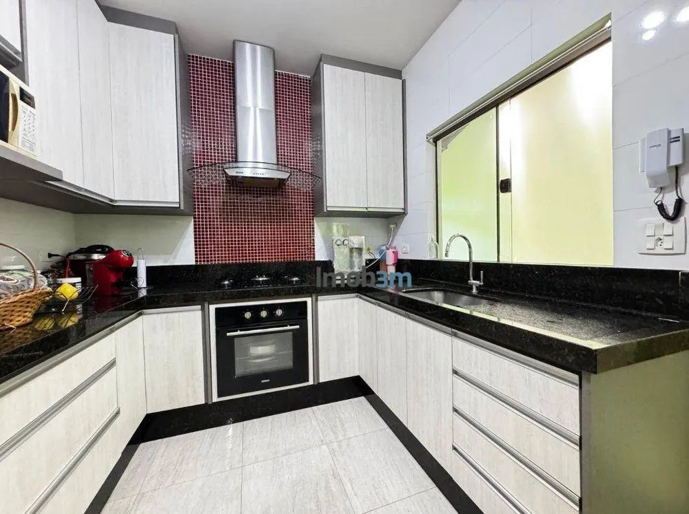 Casa, 3 quartos, 177 m² - Foto 5