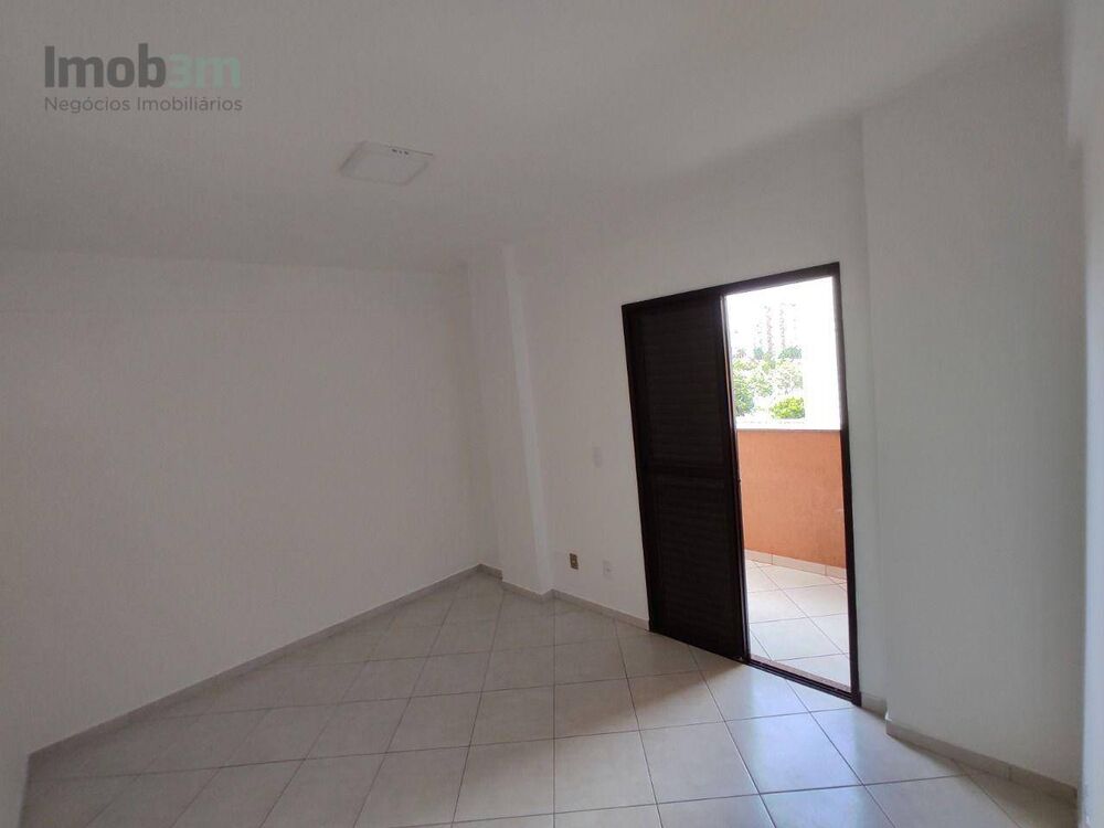 Apartamento à venda com 2 quartos, 65m² - Foto 1