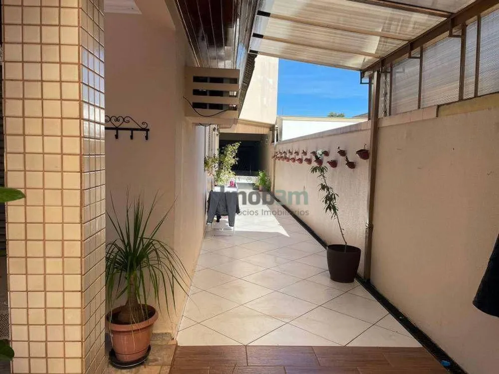 Casa, 5 quartos, 300 m² - Foto 11