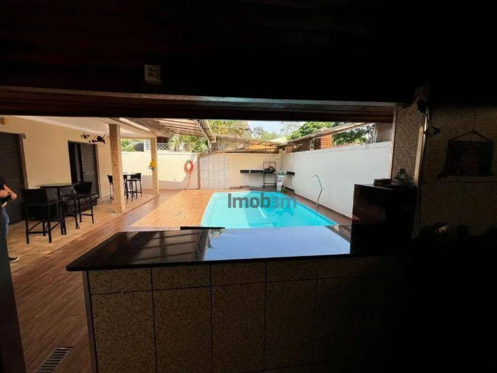 Casa, 5 quartos, 300 m² - Foto 14