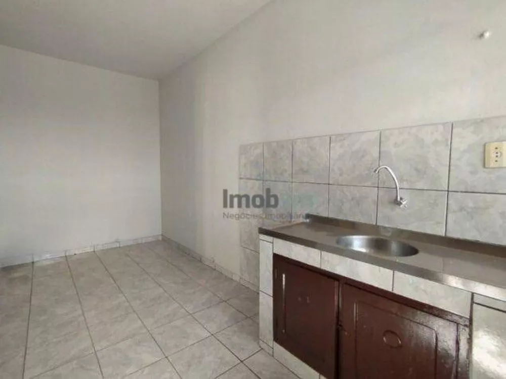 Apartamento à venda com 2 quartos, 69m² - Foto 4