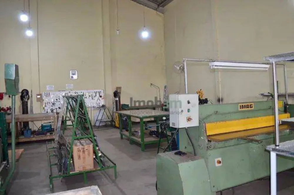 Depósito-Galpão, 200 m² - Foto 1