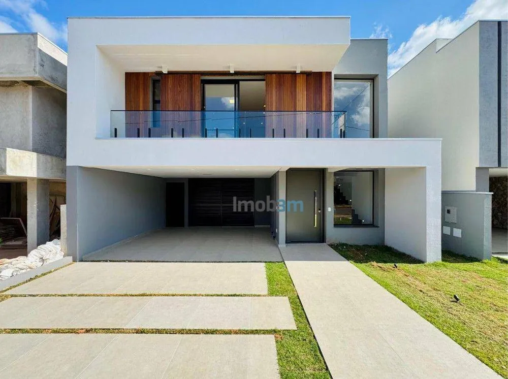Sobrado, 3 quartos, 208 m² - Foto 1